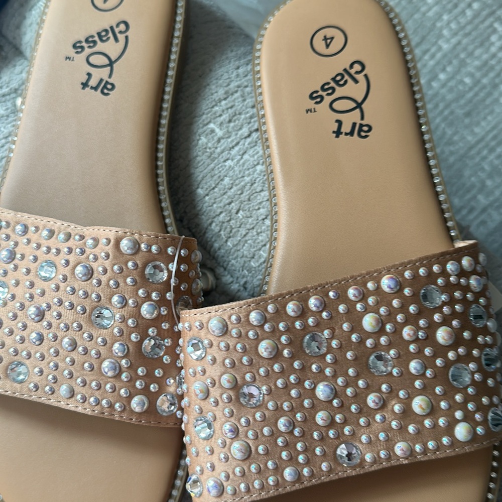 Art Class Women's Tan Sandals with Pearl Accents